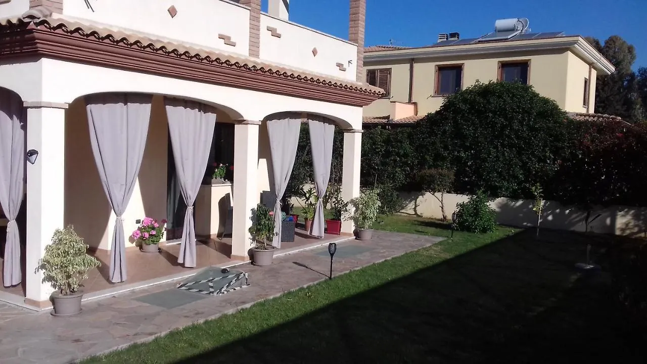 Casa Vacanze Menta Fiorita Flumini di Quartu Ιταλία
