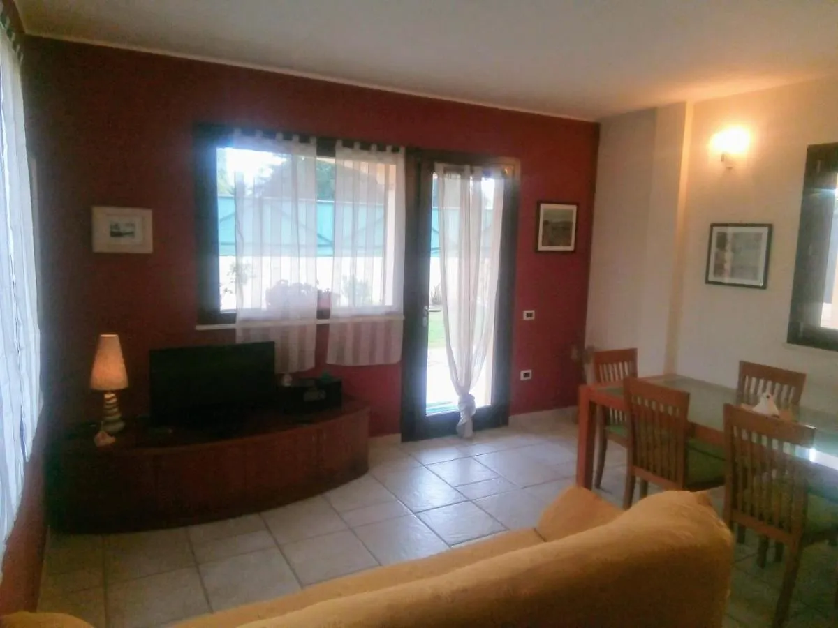Casa Vacanze Menta Fiorita Flumini di Quartu Bed & Breakfast